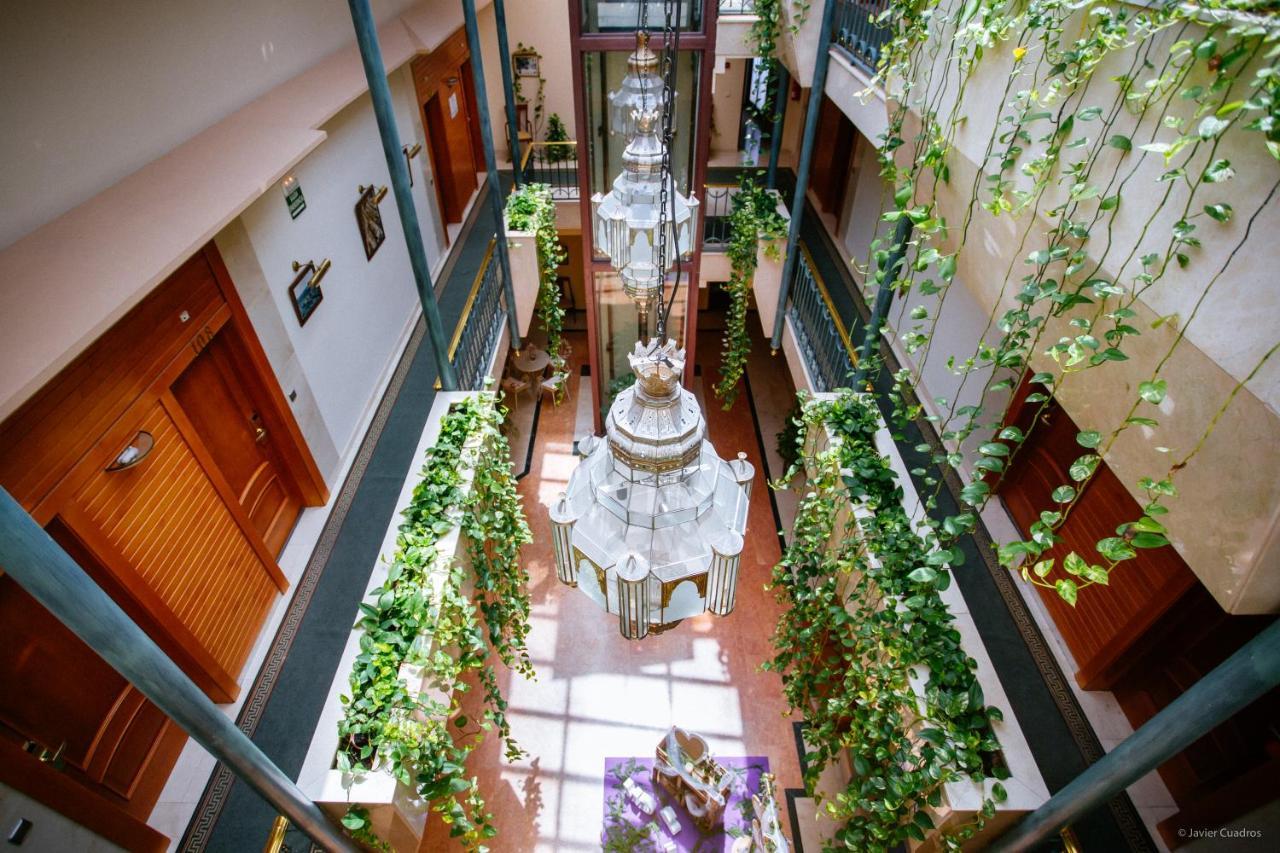 Beas de Segura Hotel Avenida מראה חיצוני תמונה
