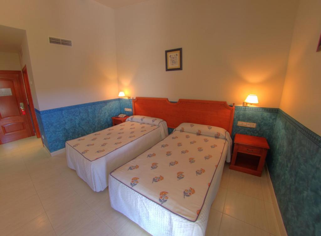 Beas de Segura Hotel Avenida חדר תמונה